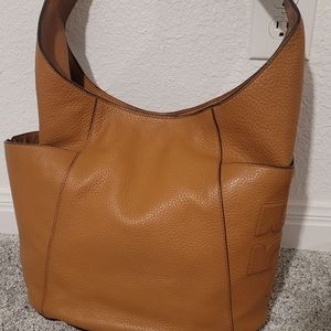 Tory burch bombe T hobo bag